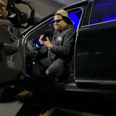 收听 SkiMaskSwagg、观看音乐视频、阅读小传、查看巡演日期等 ！