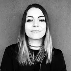 Escucha a Faia, mira videos musicales, lee su biografía, consulta las fechas de las gira y más.