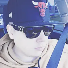 聆聽 Key Lows、觀看音樂影片、閱讀小傳、查看巡演日期等！