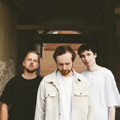 Listen to После Прочтения Сжечь, watch music videos, read bio, see tour dates & more!
