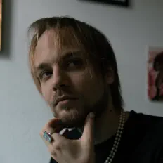 Listen to Catcha Whiff, watch music videos, read bio, see tour dates & more!