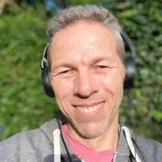 Listen to Sem Van Blerk, watch music videos, read bio, see tour dates & more!