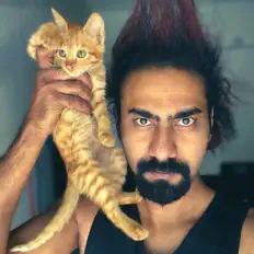 Ouça Akram Ul Haq, assista a videoclipes, leia a biografia, veja as datas das turnês e mais!