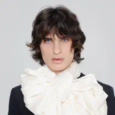 Ascolta Harrison Soroka, guarda video musicali, leggi la biografia, vedi le date del tour & altro!