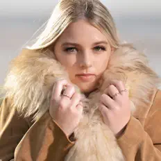 Listen to Jade Skye, watch music videos, read bio, see tour dates & more!