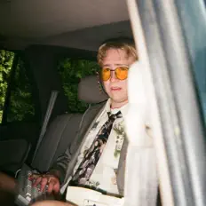 Escucha a Slacker Diaries, mira vídeos musicales, lee la biografía, consulta fechas de giras y mucho más.