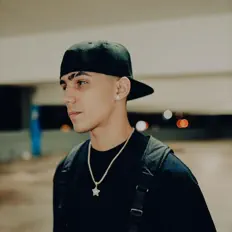 Escucha a ALE DVNGER, mira videos musicales, lee su biografía, consulta las fechas de las gira y más.