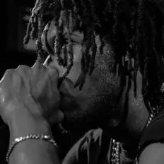 VIIZZYNVRDIIESを聴いたり、ミュージックビデオを鑑賞したり、経歴やツアー日程などを確認したりしましょう！