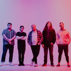 Ouça Years Later, assista a videoclipes, leia a biografia, veja as datas das turnês e mais!