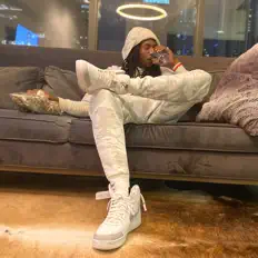 Rob Raxe dinle, müzik videolarını izle, biyografisini oku, tur tarihlerini ve daha fazlasını gör!