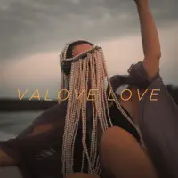 VALOVE LOVE — ANNA MOOR