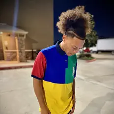 Ακούστε περιεχόμενο από Mix210, παρακολουθήστε μουσικά βίντεο, διαβάστε το βιογραφικό, δείτε ημερομηνίες περιοδείας, και πολλά ακόμη!