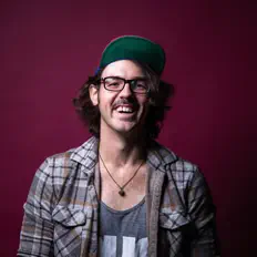 Facebagel सुनें, म्यूज़िक वीडियो देखें, बायो पढ़ें, दौरे की तारीखें और बहुत कुछ देखें!