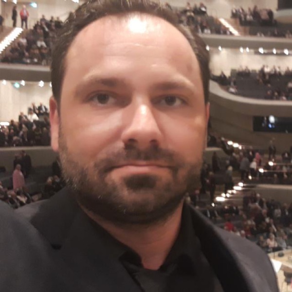 Luka Udjbinac's avatar