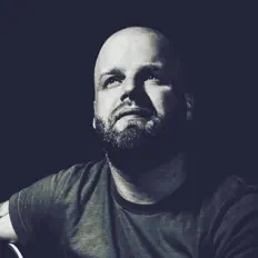 David Roddieを聴いたり、ミュージックビデオを鑑賞したり、経歴やツアー日程などを確認したりしましょう！