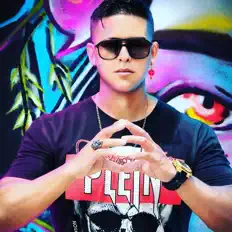 Dengarkan Big Lion, tonton video musik, baca bio, lihat tanggal tur & lainnya!