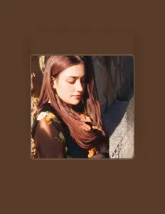 Poslechněte si interpreta Emine Arancak, sledujte hudební videa, přečtěte si životopis, podívejte se na data turné a další informace.