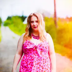 Meagan Hopeを聴いたり、ミュージックビデオを鑑賞したり、経歴やツアー日程などを確認したりしましょう！