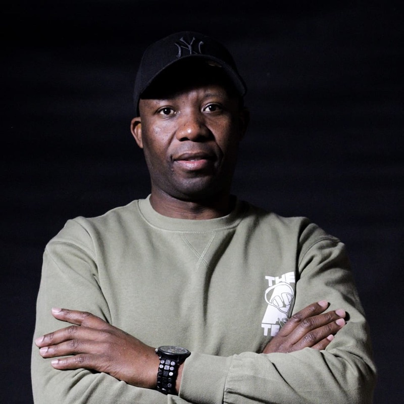 DJ Mutsi & Ennyman - Ke Star (MIXED)