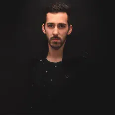 Escucha a Merzo, mira vídeos musicales, lee la biografía, consulta fechas de giras y mucho más.