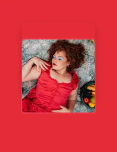 Escucha a Megan Sarah Smith, mira videos musicales, lee su biografía, consulta las fechas de las gira y más.
