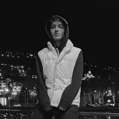 Poslechněte si interpreta DAVID FX, sledujte hudební videa, přečtěte si životopis, podívejte se na data turné a další informace.