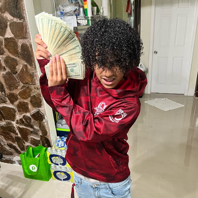 Lust101 - HunnidOnDaDash (feat. Tfazo & RunnemUpD)