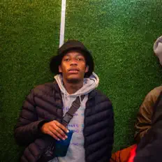 Ouve Mjoox45, vê vídeos de música, lê a biografia, vê as datas da digressão e muito mais!