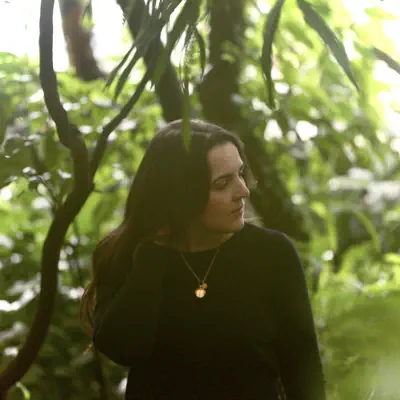 Listen to Molly Roberts, watch music videos, read bio, see tour dates & more!
