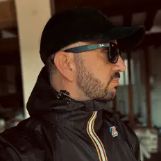 Listen to Dernier Pro, watch music videos, read bio, see tour dates & more!