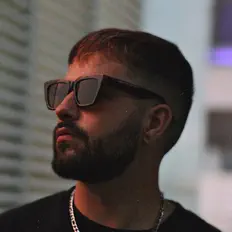 Écoutez GloomFace, regardez des vidéoclips, lisez la biographie, consultez les dates de tournée et plus encore !