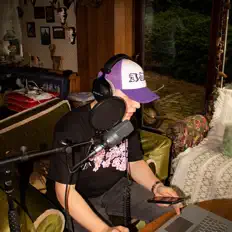 Listen to Deez, watch music videos, read bio, see tour dates & more!