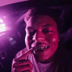 Écoutez J.Glizzop, regardez des vidéoclips, lisez la biographie, consultez les dates de tournée et plus encore !