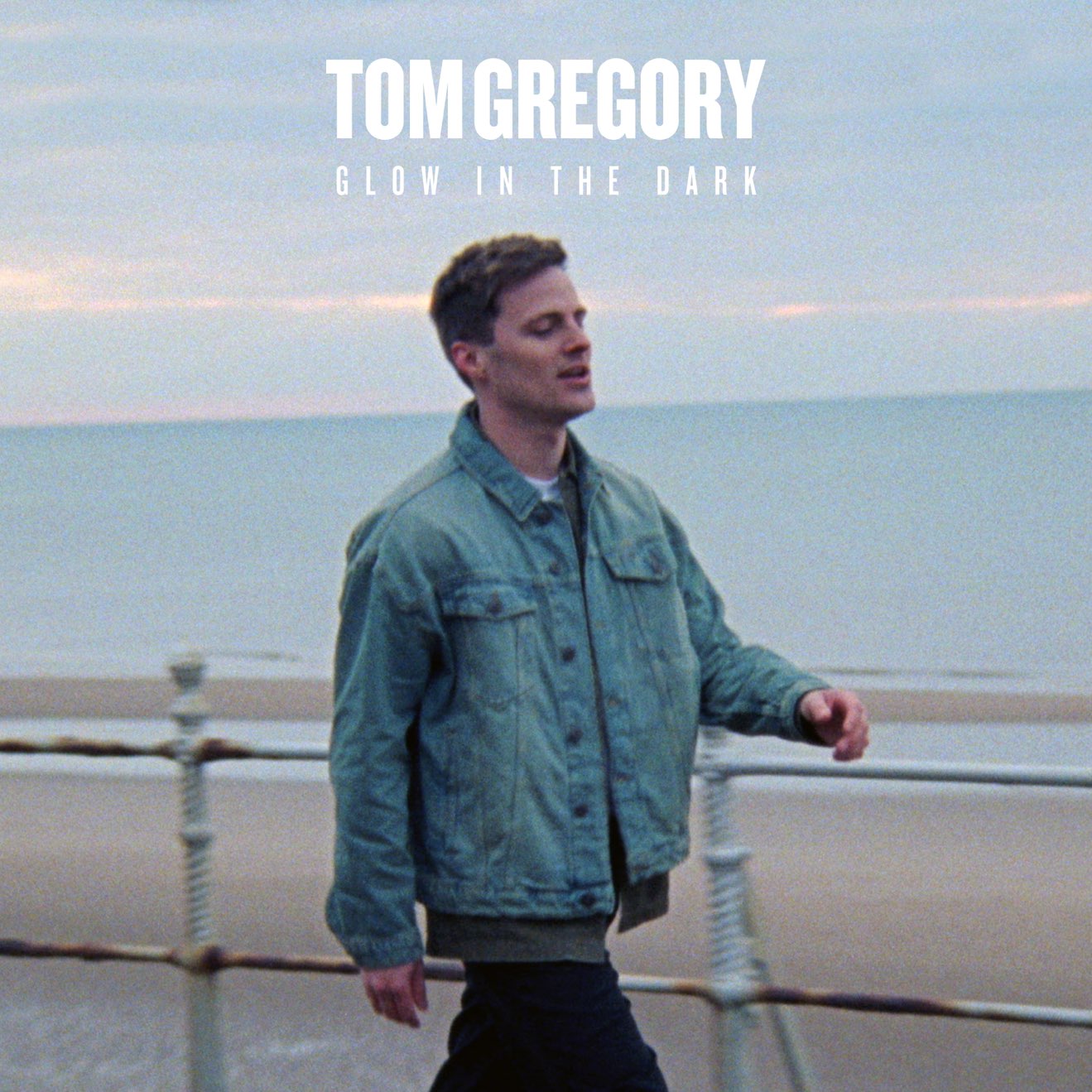 Tom Gregory – Glow In The Dark – Single (2024) [iTunes Match M4A]