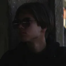 Ouça NikiM, assista a videoclipes, leia a biografia, veja as datas das turnês e mais!