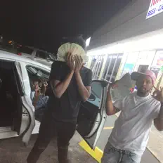 Luister naar Moc Toven, bekijk muziekvideo's, lees de bio, bekijk de tourdata, en meer!