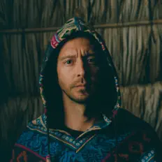 Listen to Gonz Cabrera, watch music videos, read bio, see tour dates & more!