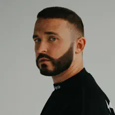 Escucha a MATT, mira vídeos musicales, lee la biografía, consulta fechas de giras y mucho más.