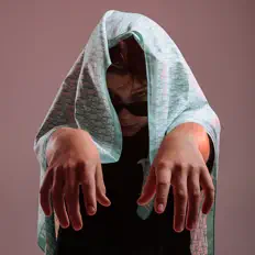 Иван Тай सुनें, म्यूज़िक वीडियो देखें, बायो पढ़ें, दौरे की तारीखें और बहुत कुछ देखें!
