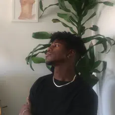 Ascolta AE$, guarda video musicali, leggi la biografia, vedi le date del tour & altro!