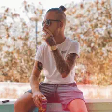 Listen to Max Heet, watch music videos, read bio, see tour dates & more!