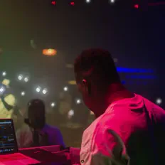 Listen to Pookie Dj Busy, watch music videos, read bio, see tour dates & more!