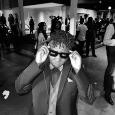 Hör dir Dj 9.5 an, schau dir Musikvideos an, lies die Biografie, finde Tourdaten und mehr!