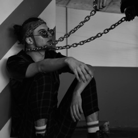 никого никогда Yaros & АРМАС