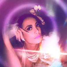 Escucha a Talia Serene, mira vídeos musicales, lee la biografía, consulta fechas de giras y mucho más.