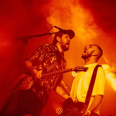 Listen to Макет, watch music videos, read bio, see tour dates & more!
