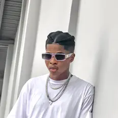 收听 Mkay DBL、观看音乐视频、阅读小传、查看巡演日期等 ！