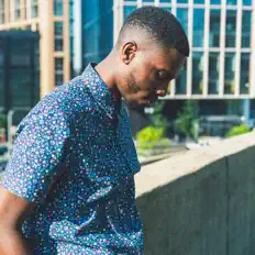 Lawz을(를) 듣고, 뮤직 비디오를 보고, 약력을 읽고, 투어 일정 등을 확인하세요!