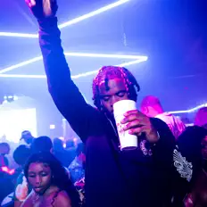 收听 Narco、观看音乐视频、阅读小传、查看巡演日期等 ！