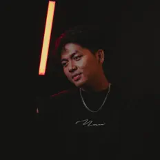 收听 Hauno、观看音乐视频、阅读小传、查看巡演日期等 ！